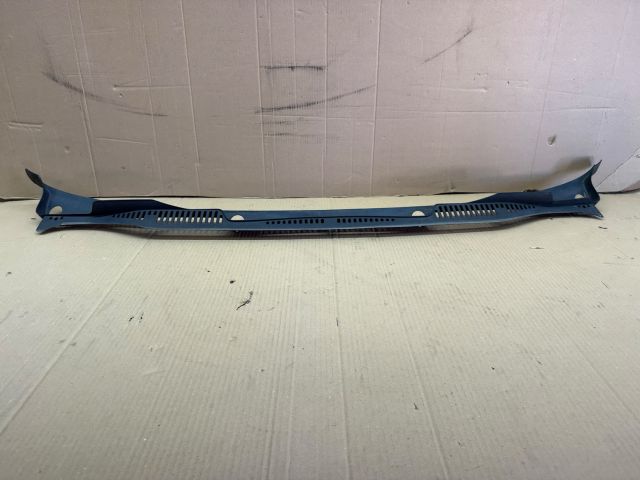 bontott VW CADDY Levélrács