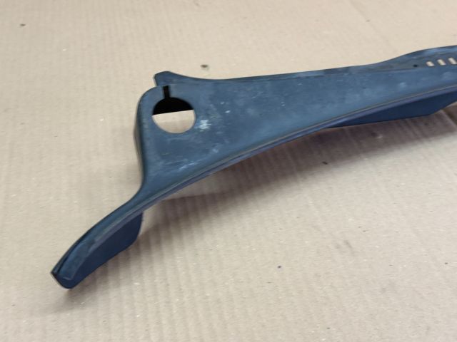 bontott VW CADDY Levélrács