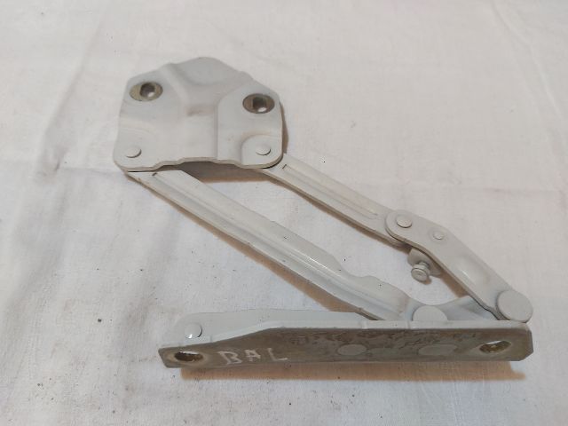 bontott VW CADDY Motorháztető Bal Zsanér