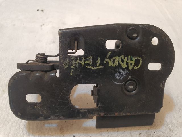 bontott VW CADDY Motorháztető Biztonsági Kampó