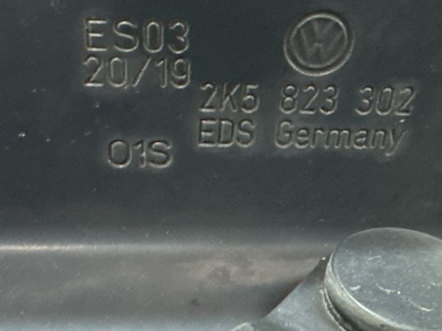 bontott VW CADDY Motorháztető Zsanér Pár