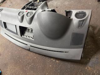 bontott VW CADDY Műszerfal Héj