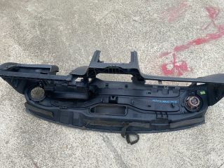 bontott VW CADDY Műszerfal Héj