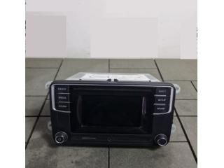 bontott VW CADDY Navigációs Fejegység