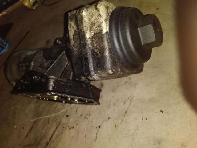 bontott VW CADDY Olajszűrő Ház