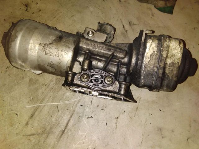 bontott VW CADDY Olajszűrő Ház