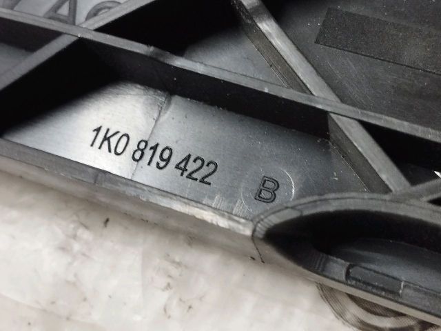 bontott VW CADDY Pollenszűrő Fedél