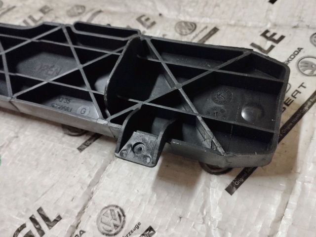 bontott VW CADDY Pollenszűrő Fedél