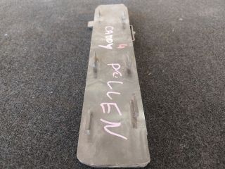 bontott VW CADDY Pollenszűrő Fedél