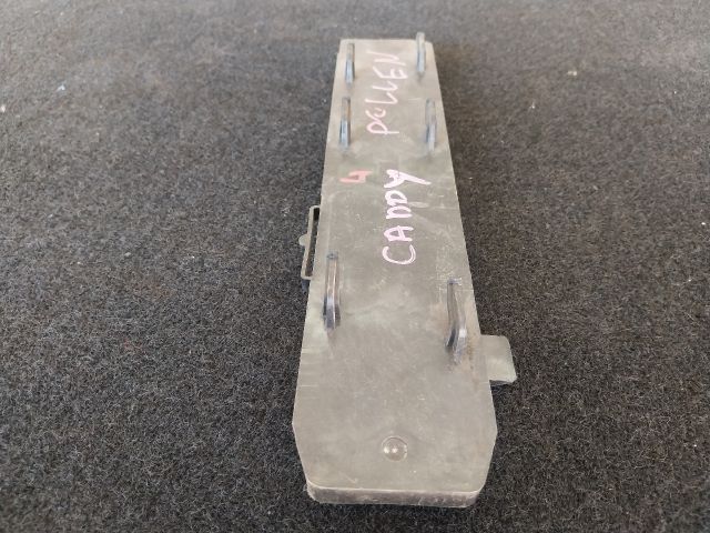 bontott VW CADDY Pollenszűrő Fedél