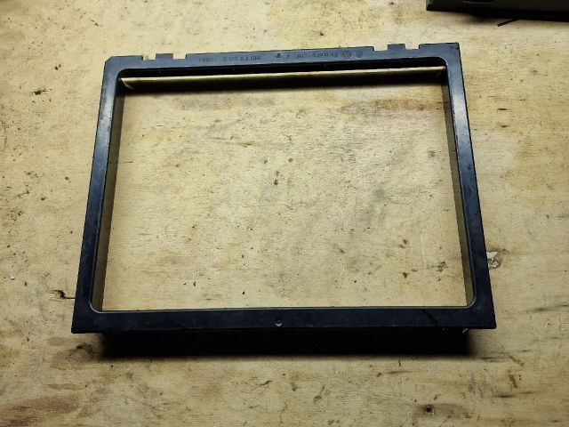 bontott VW CADDY Pollenszűrő Ház