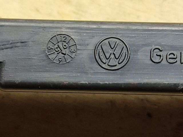 bontott VW CADDY Pollenszűrő Ház