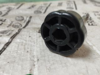 bontott VW CADDY Pótkerék Rögzítő