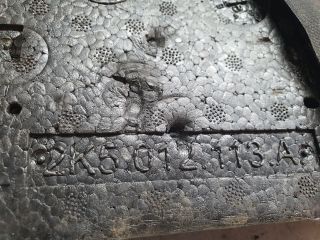 bontott VW CADDY Pótkerék Szerszámtartó