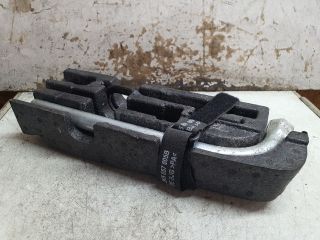 bontott VW CADDY Pótkerék Szerszámtartó