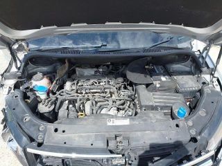 bontott VW CADDY Pótkerék Tartó Fenéklemez