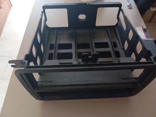 bontott VW CADDY Rádió / CD Keret