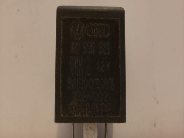 bontott VW CADDY Relé