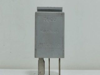 bontott VW CADDY Relé