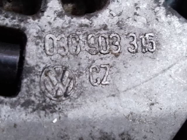 bontott VW CADDY Szíjfeszítő Görgő