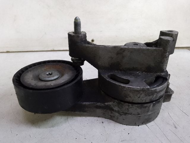 bontott VW CADDY Szíjfeszítő Görgő