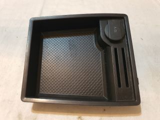 bontott VW CADDY Szivargyújtó Aljzat