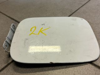 bontott VW CADDY Tankajtó