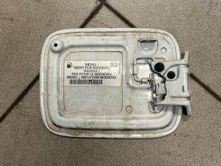 bontott VW CADDY Tankajtó