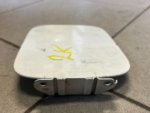 bontott VW CADDY Tankajtó