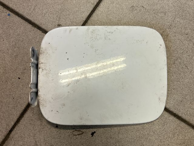 bontott VW CADDY Tankajtó