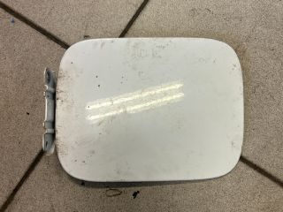 bontott VW CADDY Tankajtó