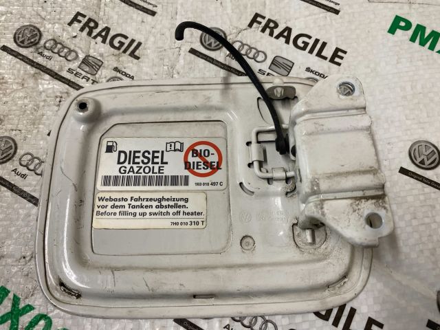 bontott VW CADDY Tankajtó