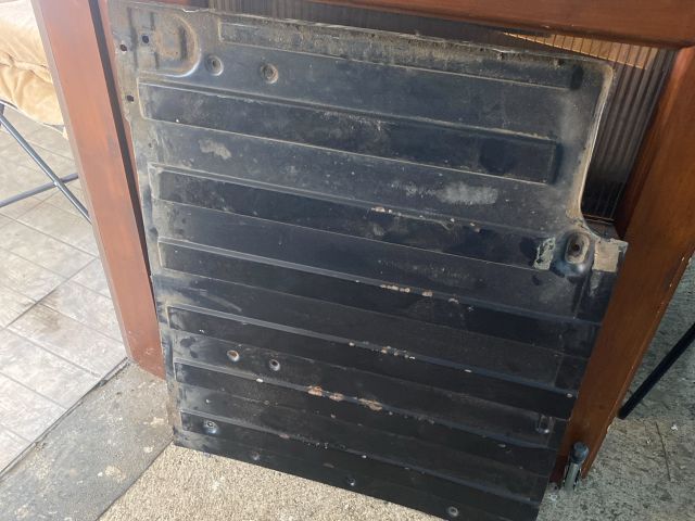 bontott VW CADDY Térelválasztó