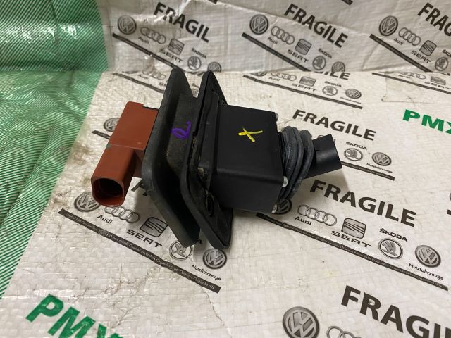 bontott VW CADDY Tolóajtó Érintkező