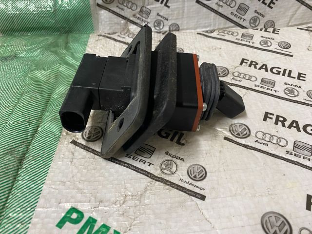 bontott VW CADDY Tolóajtó Érintkező