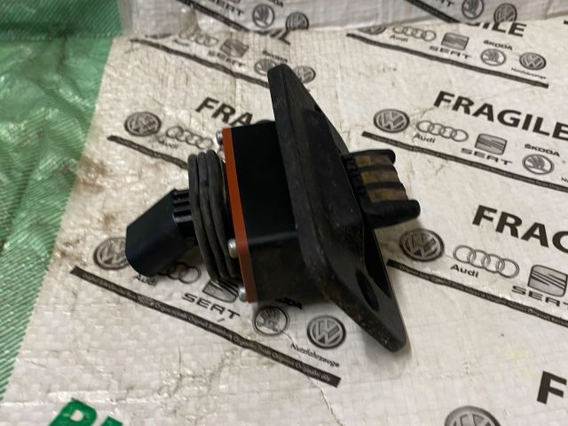 bontott VW CADDY Tolóajtó Érintkező