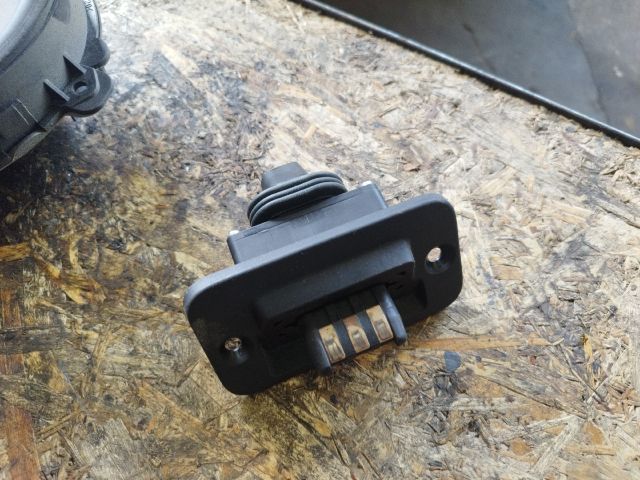 bontott VW CADDY Tolóajtó Érintkező