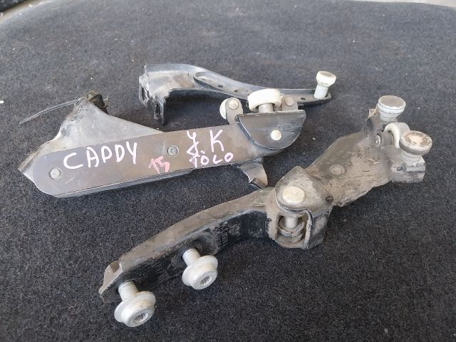 bontott VW CADDY Tolóajtó Sín Görgő Szett