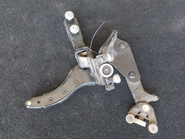 bontott VW CADDY Tolóajtó Sín Görgő Szett