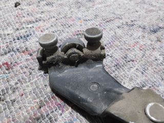 bontott VW CADDY Tolóajtó Sín Görgő