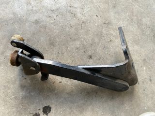 bontott VW CADDY Tolóajtó Sín Görgő