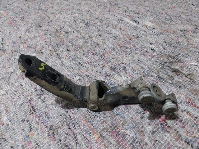 bontott VW CADDY Tolóajtó Sín Görgő