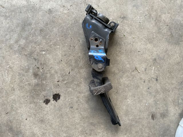 bontott VW CADDY Tolóajtó Sín Görgő