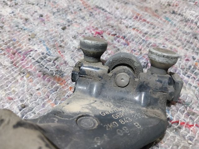 bontott VW CADDY Tolóajtó Sín Görgő