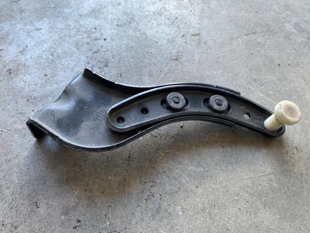 bontott VW CADDY Tolóajtó Sín Görgő