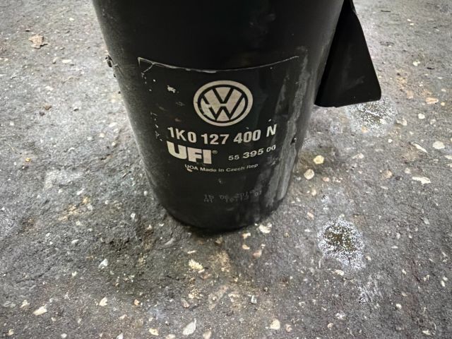 bontott VW CADDY Üzemanyagszűrő Ház