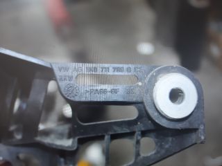 bontott VW CADDY Váltó Bowden Tartó Bak