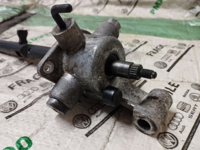 bontott VW CADDY Váltó Kapcsoló Villa