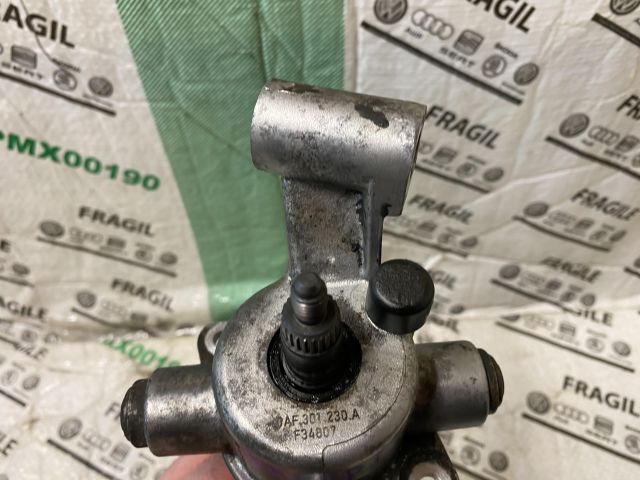 bontott VW CADDY Váltó Kapcsoló Villa