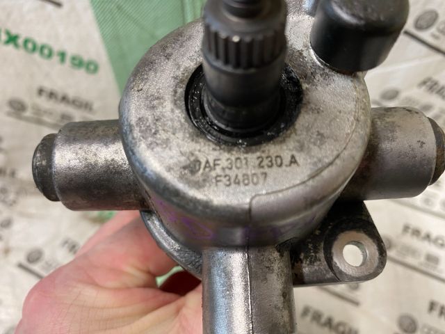 bontott VW CADDY Váltó Kapcsoló Villa